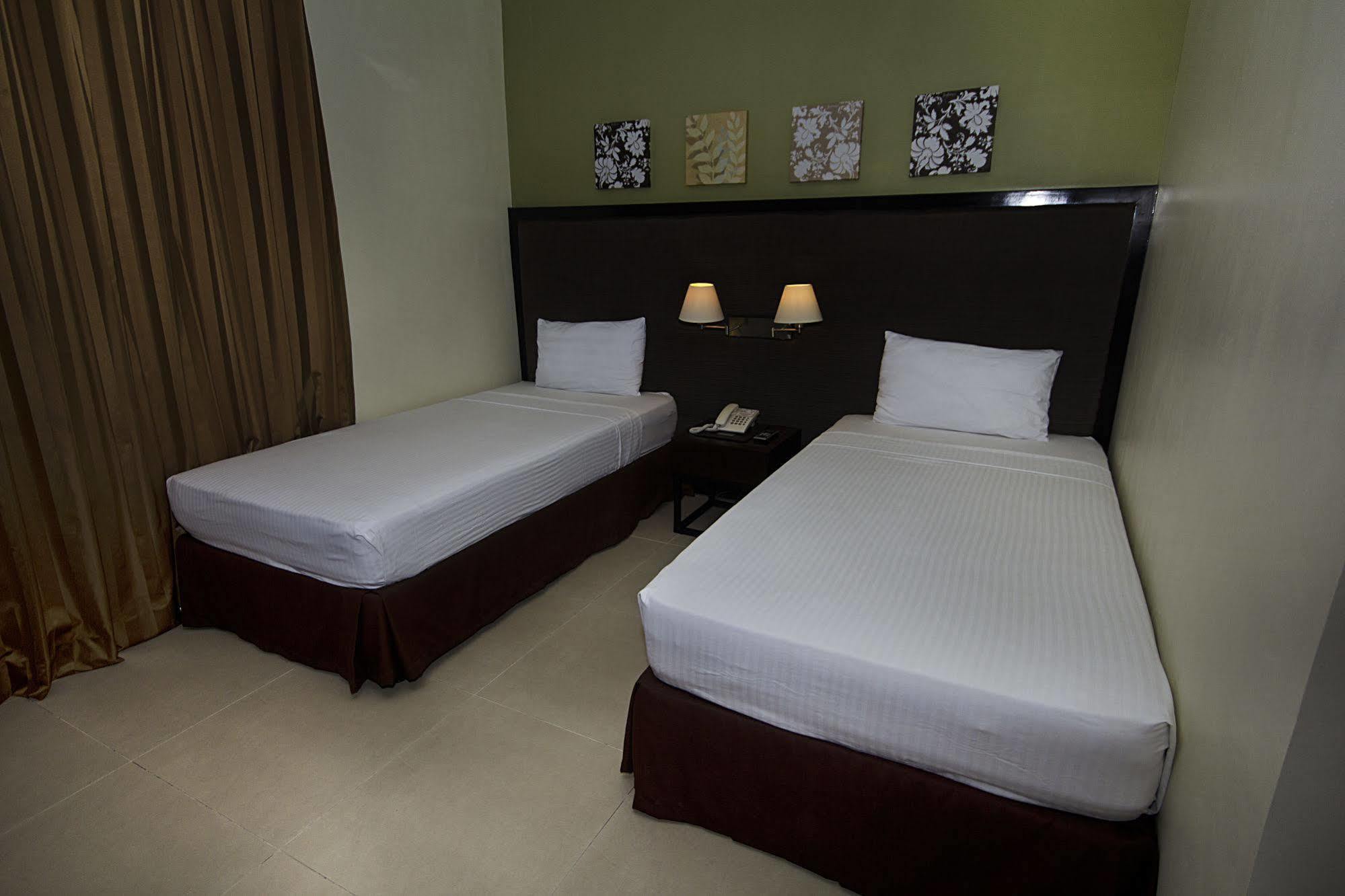 Mango Suites Tuguegarao City Exteriér fotografie